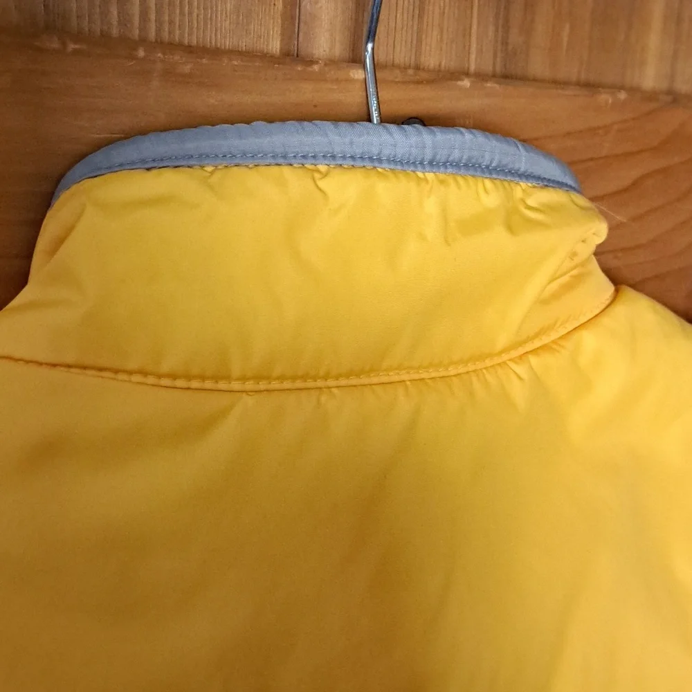 FLASH SALE Tommy Hilfiger puffer vest L - Picture 6 of 7